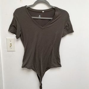 PacSun Me to We Essentials Dark Green V Neck T Shirt Bodysuit